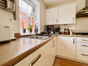 Kitchen- click for photo gallery